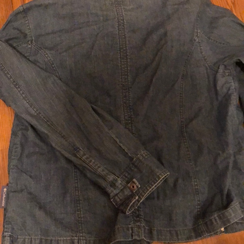 Light weight jacket - Picture 3 of 3